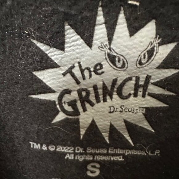 Dr. Seuss Grinch Women's Black Sweatshirt All Over Graphic Print Size Small EUC - Picture 4 of 5